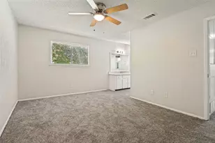 203 Trinidad Dr, Grand Prairie, TX 75052 - Photo 14