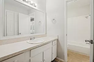 203 Trinidad Dr, Grand Prairie, TX 75052 - Photo 18