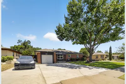 1912 Oldgate Lane, Garland, TX 75042 - Photo 2