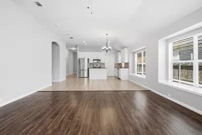 636 Brooks Street, Crowley, TX 76036 - Photo 8