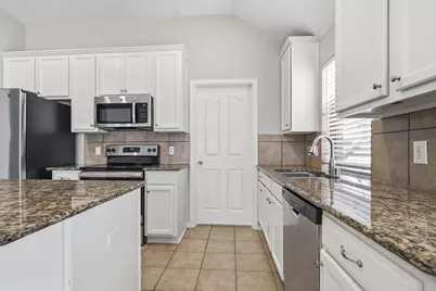 636 Brooks Street, Crowley, TX 76036 - Photo 12