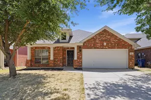 636 Brooks St, Crowley, TX 76036 - Photo 1