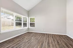 956 Sylvan Creek Dr, Lewisville, TX 75067 - Photo 12