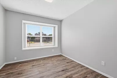 956 Sylvan Creek Drive, Lewisville, TX 75067 - Photo 22