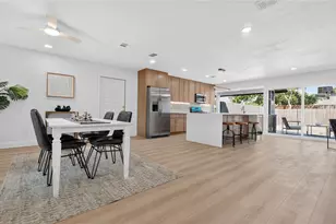 3757 Blue Trace Ln, Farmers Branch, TX 75244 - Photo 2