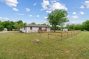 360 Co Rd 4358, Decatur, TX 76234 - Photo 32