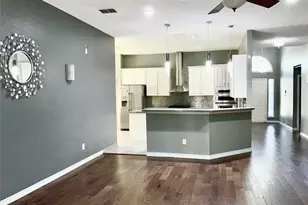 9709 Raven Ln, Irving, TX 75063 - Photo 4