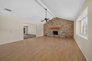 6512 High Country Trail, Arlington, TX 76016 - Photo 4