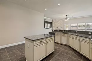 4503 Karen Dr, Mansfield, TX 76063 - Photo 6