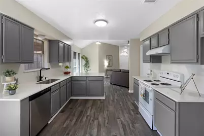 710 Austin Drive, DeSoto, TX 75115 - Photo 24