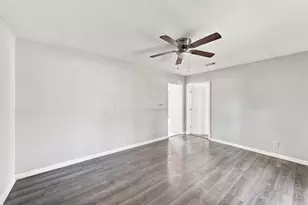 3520 Bagby Ave, Waco, TX 76711 - Photo 2