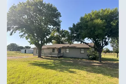 207 County Road 3214, Bridgeport, TX 76426 - Photo 2