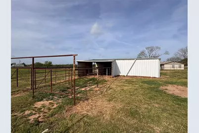 207 County Road 3214, Bridgeport, TX 76426 - Photo 32