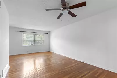 1015 W Sycamore Street, Sherman, TX 75092 - Photo 2
