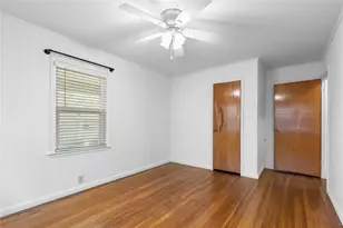 1015 W Sycamore St, Sherman, TX 75092 - Photo 14