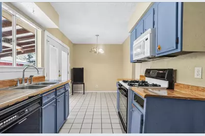 4209 Pioneer Road, Balch Springs, TX 75180 - Photo 14