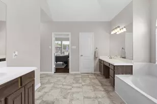 8630 Glenloch Dr, Red Oak, TX 75154 - Photo 20