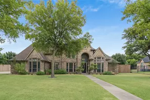 8630 Glenloch Dr, Red Oak, TX 75154 - Photo 1