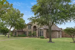 8630 Glenloch Dr, Red Oak, TX 75154 - Photo 2