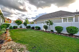 1409 Ellis Ln, Aubrey, TX 76227 - Photo 20
