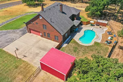 2380 W Sherman Drive, Aubrey, TX 76227 - Photo 38