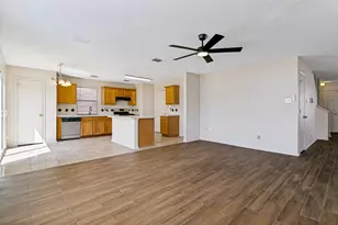 4721 Palm Ridge Dr, Fort Worth, TX 76133 - Photo 6