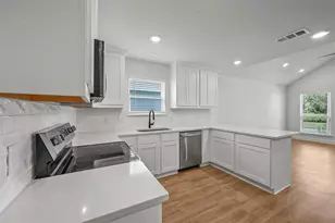2307 Mill St, Greenville, TX 75401 - Photo 8
