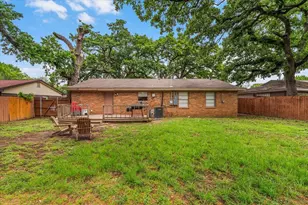 2244 Cambridge Dr, Irving, TX 75061 - Photo 28