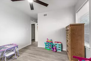 2244 Cambridge Dr, Irving, TX 75061 - Photo 24