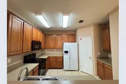 4001 Hawkins Drive, McKinney, TX 75072 - Photo 8