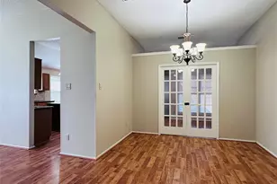 7510 Beverly Dr, Rowlett, TX 75089 - Photo 2