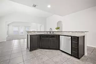 10005 Petrified Tree Ln, McKinney, TX 75072 - Photo 8