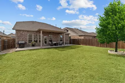 910 Blackhawk Drive, Princeton, TX 75407 - Photo 2