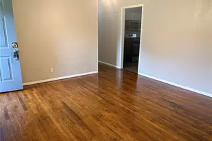 404 W Heron St, Denison, TX 75020 - Photo 6