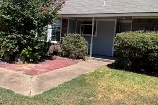 2703 Capistrano Ct S, Arlington, TX 76015 - Photo 6