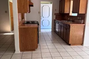 2703 Capistrano Ct S, Arlington, TX 76015 - Photo 14