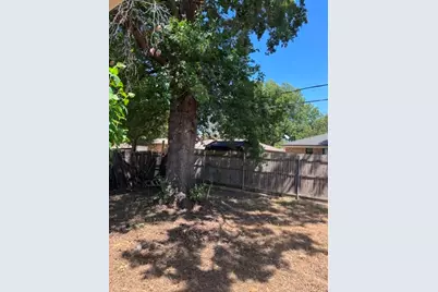 2703 Capistrano Court S, Arlington, TX 76015 - Photo 28