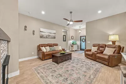 5004 Moss Rock Trail, Granbury, TX 76048 - Photo 4