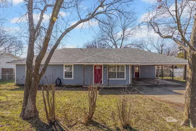 207 E Travis Street, Leonard, TX 75452 - Photo 2