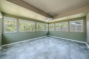 5735 Mountain Hollow Dr, Dallas, TX 75249 - Photo 22