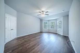 5735 Mountain Hollow Dr, Dallas, TX 75249 - Photo 10