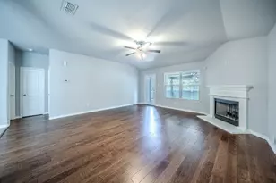 5735 Mountain Hollow Dr, Dallas, TX 75249 - Photo 4