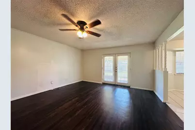 121 N Heights Drive, Crowley, TX 76036 - Photo 4