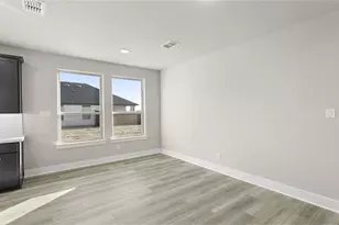 8544 Treeline Pkwy, Justin, TX 76247 - Photo 10