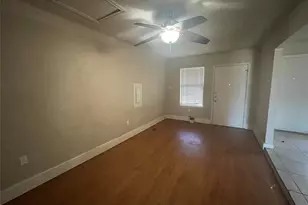 10515 Eastcrest Ln, Dallas, TX 75217 - Photo 4