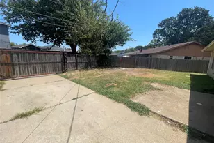 10515 Eastcrest Ln, Dallas, TX 75217 - Photo 16