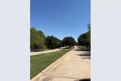 2487 Creekwood Drive, Cedar Hill, TX 75104 - Photo 8