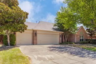 1620 Babbling Brook Dr, Grand Prairie, TX 75050 - Photo 1