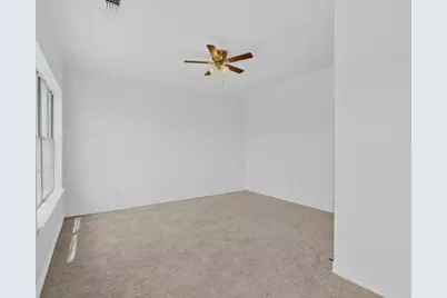 1609 Masters Drive, DeSoto, TX 75115 - Photo 14