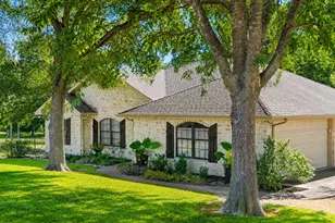 318 Ridge Creek Rd, Waxahachie, TX 75167 - Photo 2